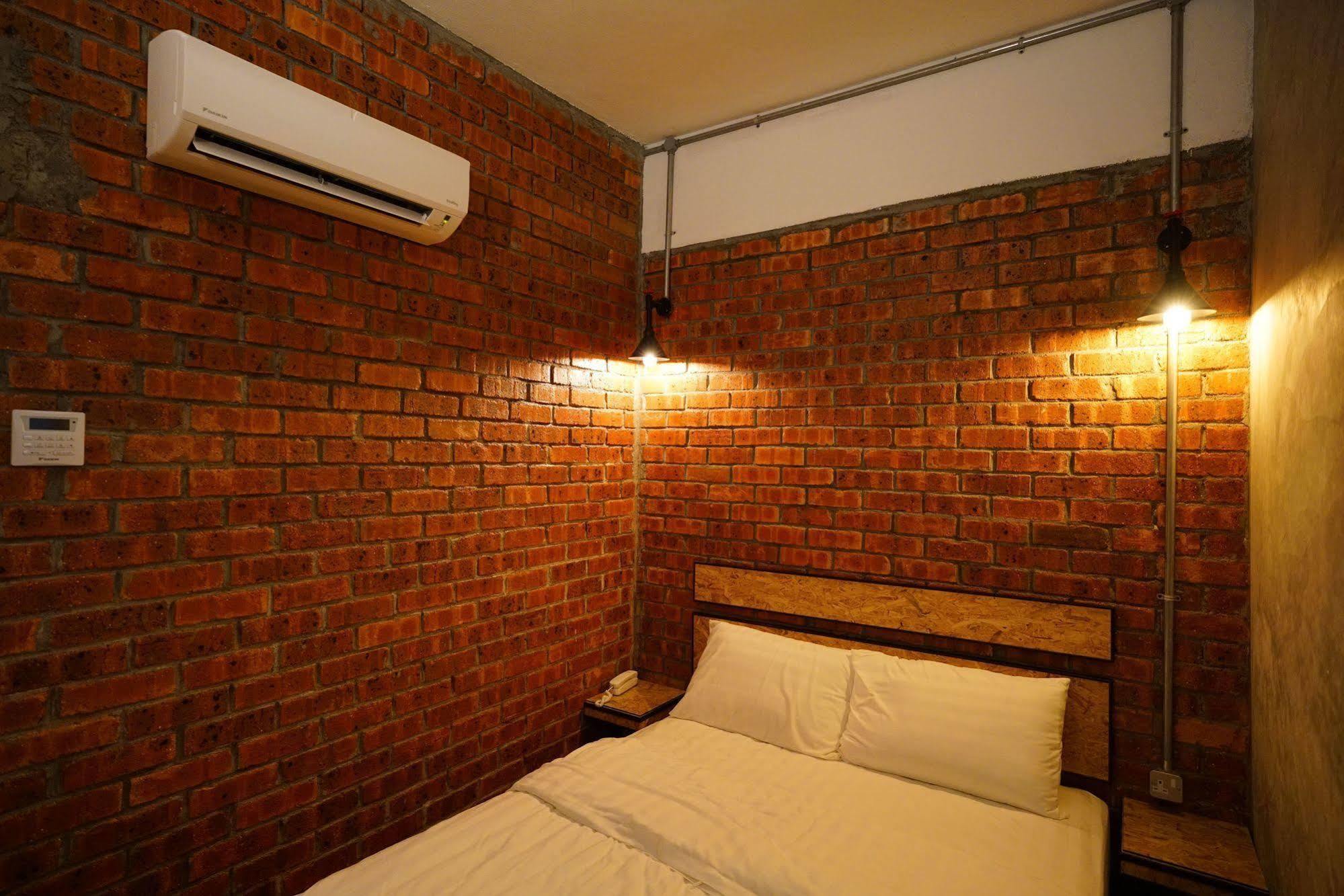 Brick Box @ Oldtown 3* Ipoh